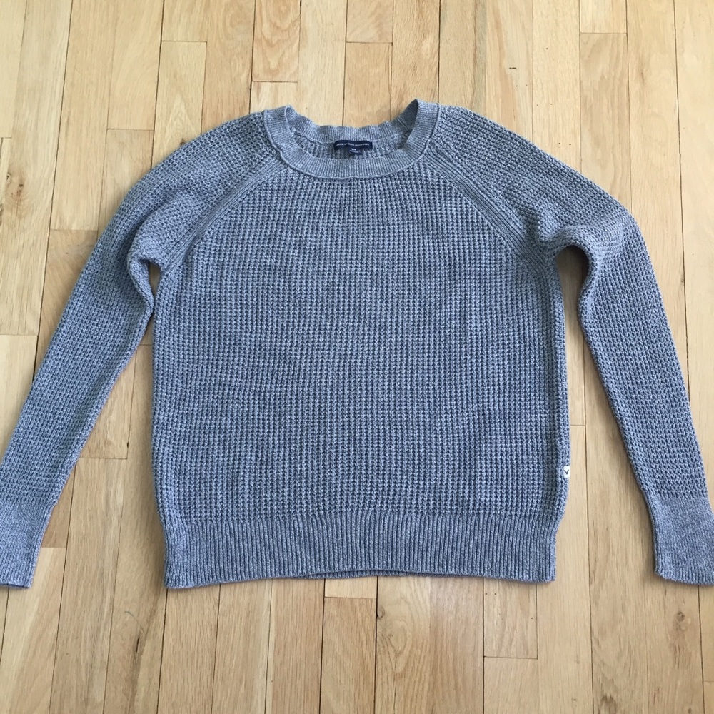American Eagle sweater